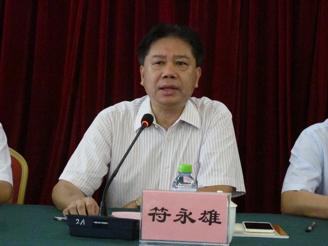 2017�꺣��ʡ��30����ѧУ����ְ�ʸ���ѵ��˳������